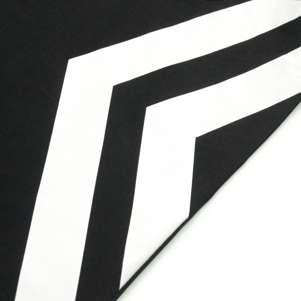 تي شيرت بشعار برادا ميلانو مطبوع