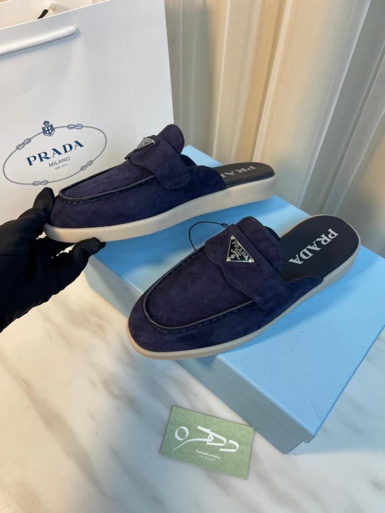 حذاء برادا من الشامواه مفتوح