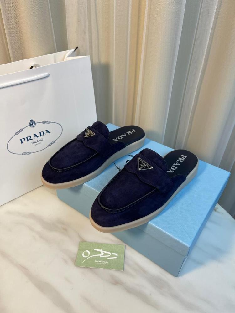 حذاء برادا من الشامواه مفتوح