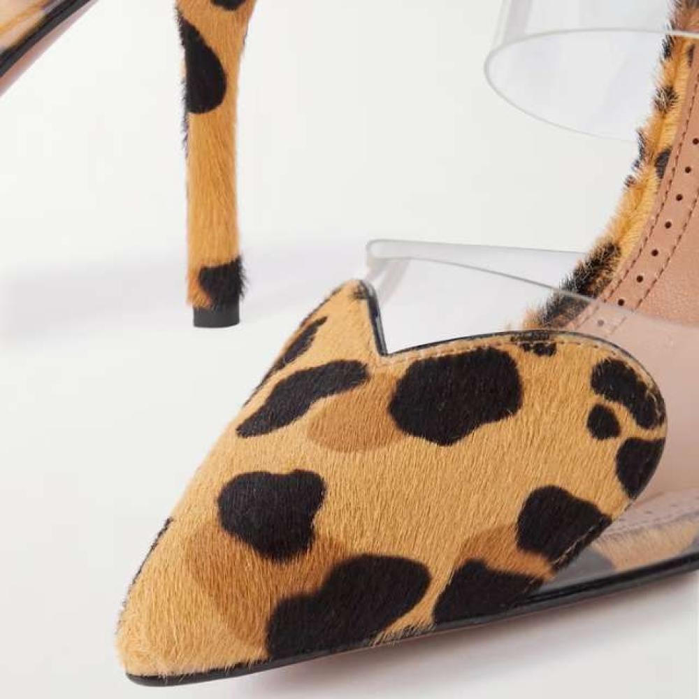 حذاء بكعب من البولي يوريثان بشعر عجل بطبعة جلد الفهد من الايا