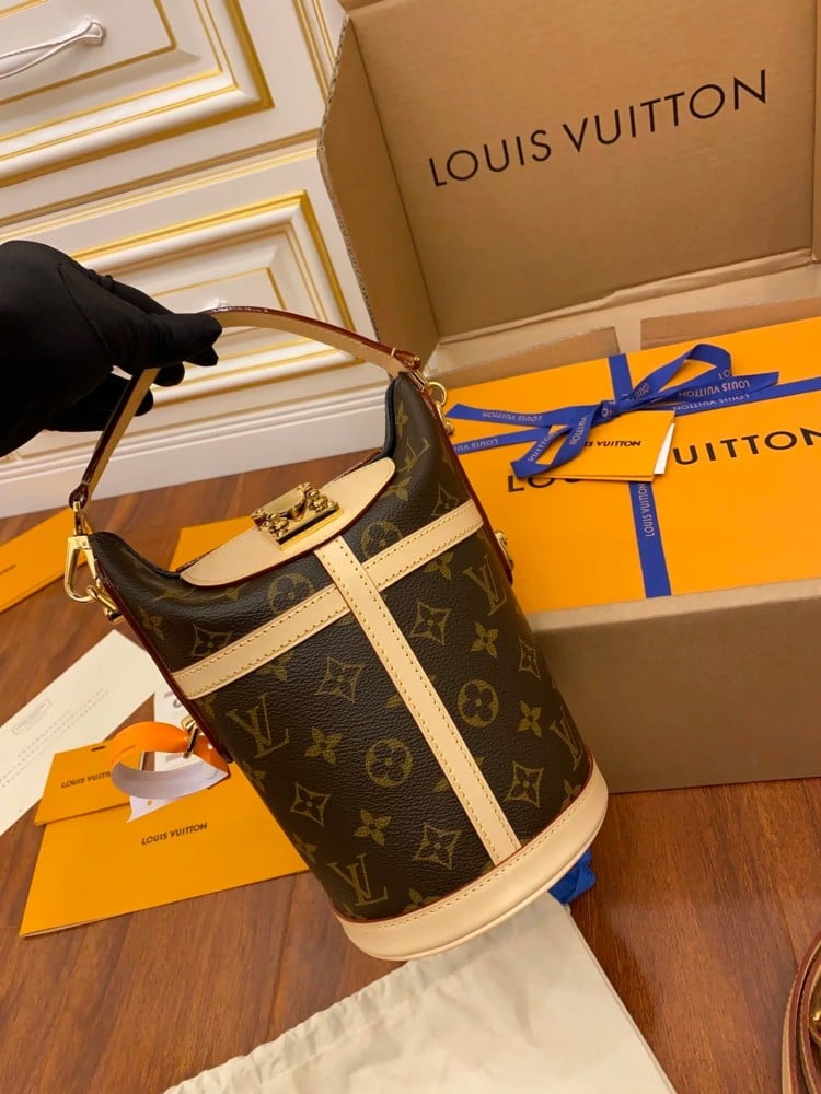 حقيبة لويس فيتون Duffle Bag Monogram