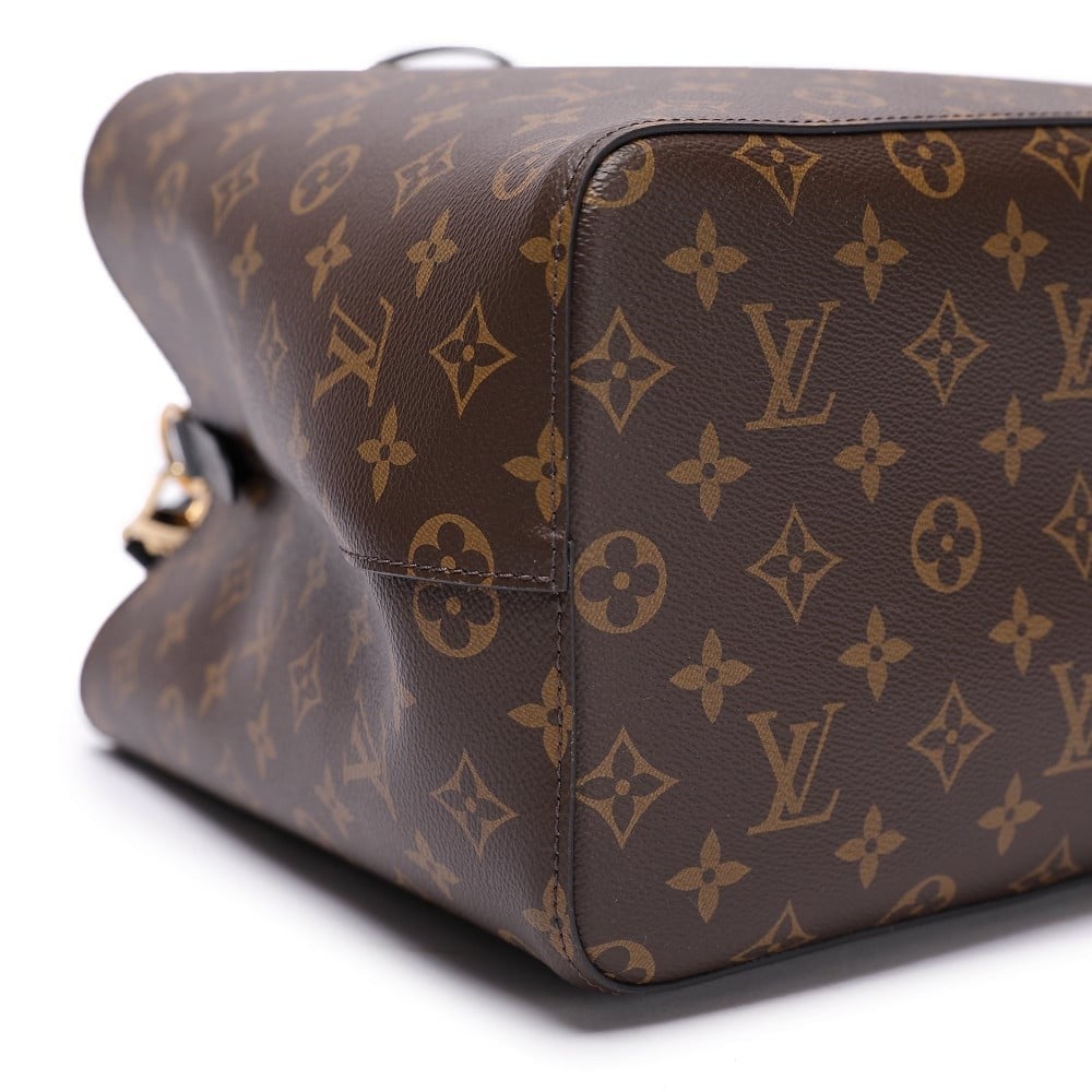 شنطة لويس فيتون نيونوي إم إم حروف - بني وأسود