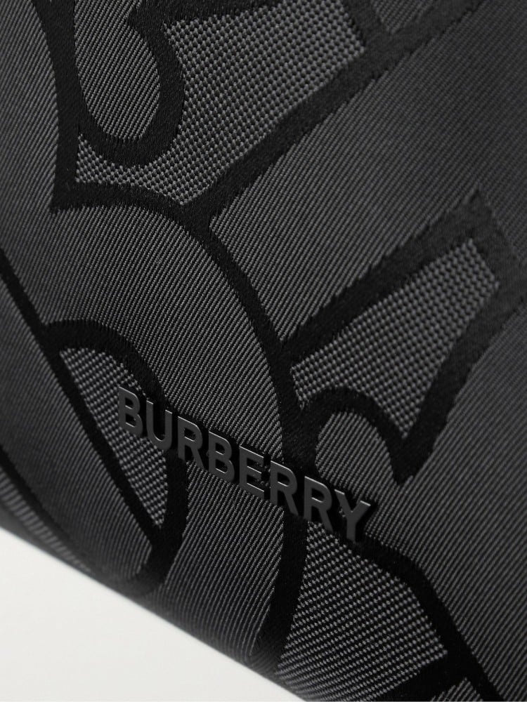 شنطة بيربري مونوغرام جاكار - أسود