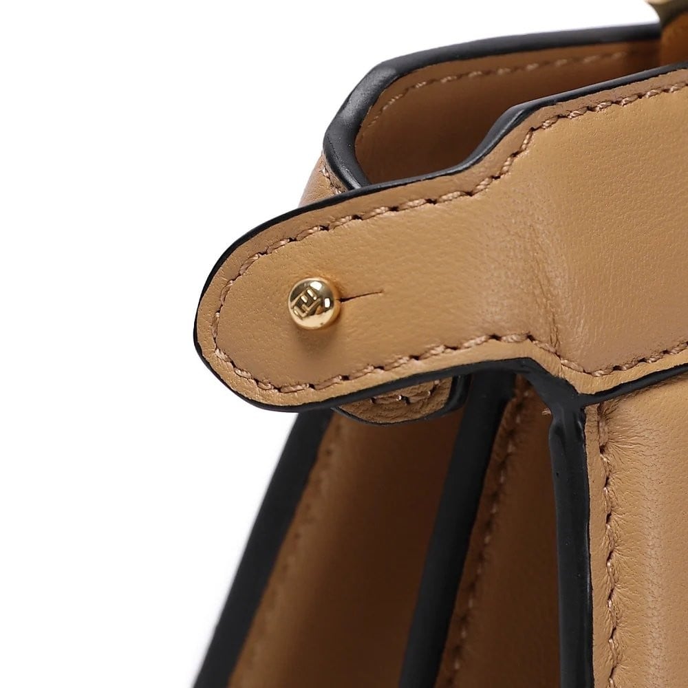 شنطة فندي بيكابو بتيت 20 - بني فاتح