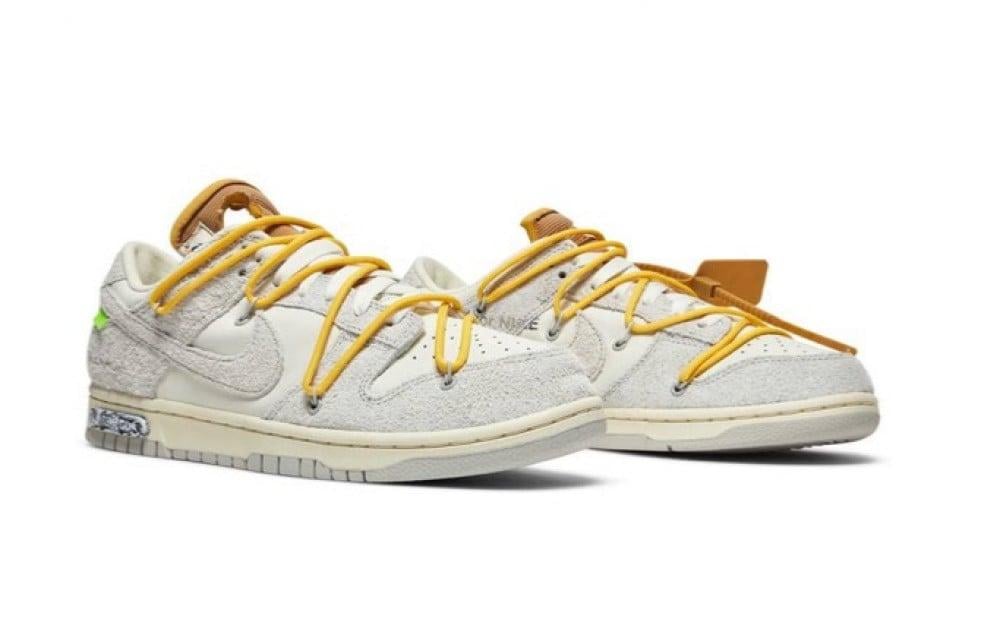 Real ,  "Off-White - Lot 39”