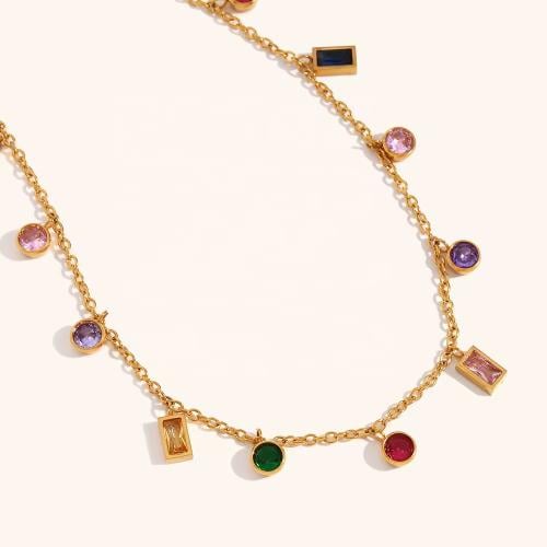 Colored rhinestones necklace