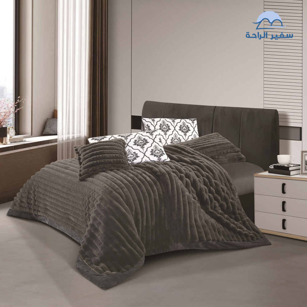 ريلاف مفرش شتوي ثقيل مخمل مقلم نفرين 7قطع