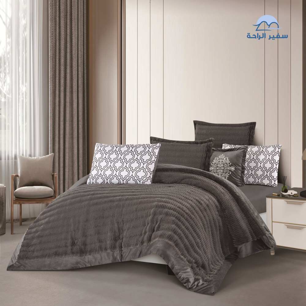 مفرش ليــان مخمل ناعم محفور شتوي نفرو5 قطع نص