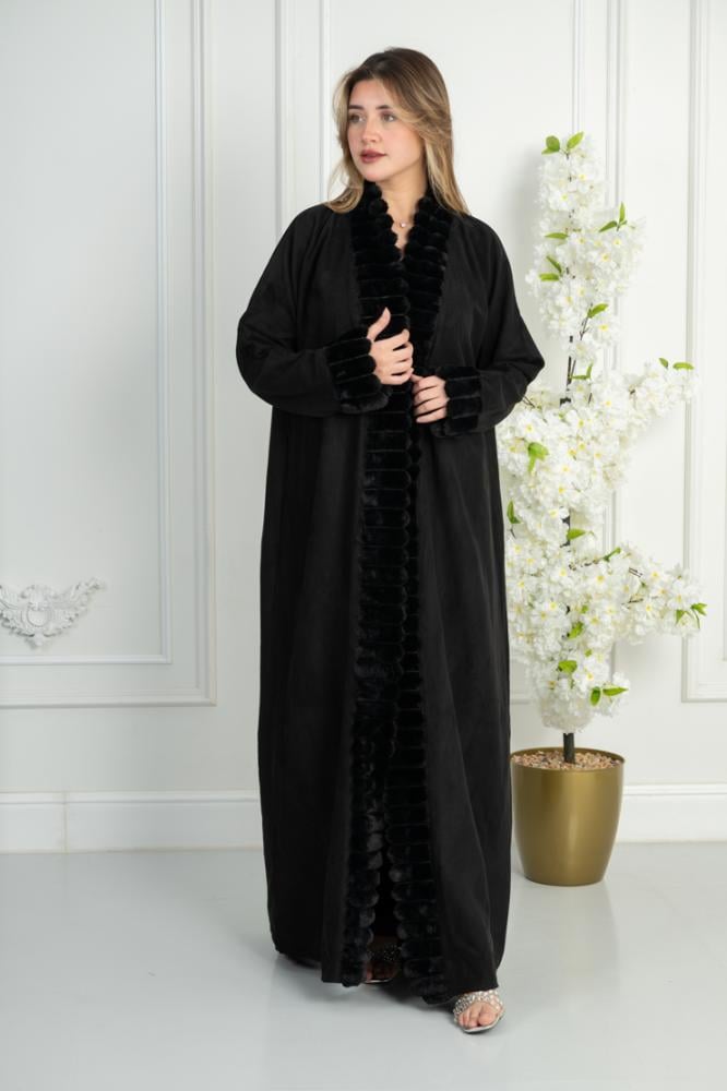 عباية شتوية بتدخيلة ياقة بالملمس الفرو الناعم