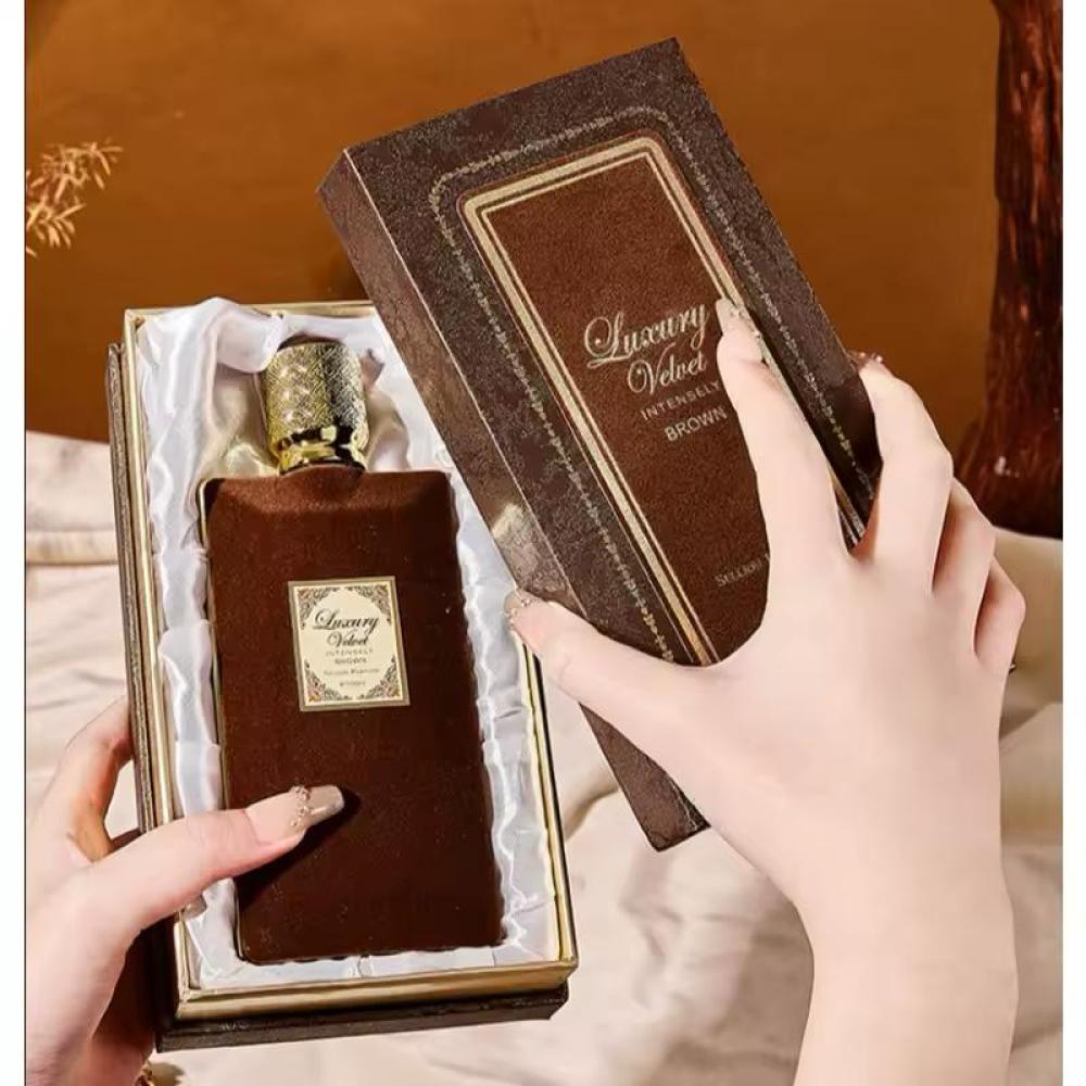 عطر نسائي أنيق 100 مل - 8 روائح آسر مع ملاحظات زهور فواكه حلوة، قاعدة خشبية دافئة، رائحة رومانسية تدوم طويلاً