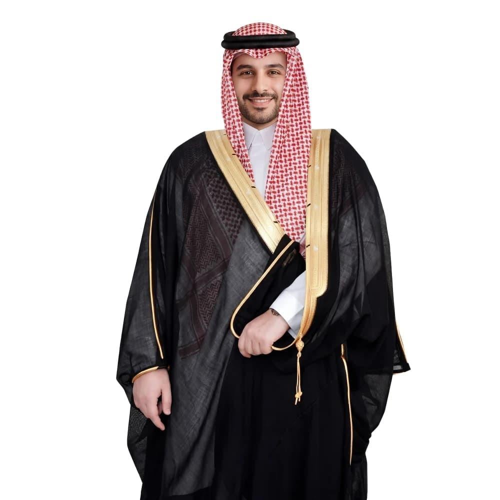 دليل بشت العريس: كيف تختار اللون، الحياكة، والمقاس المضبوط لليلة الزفاف؟