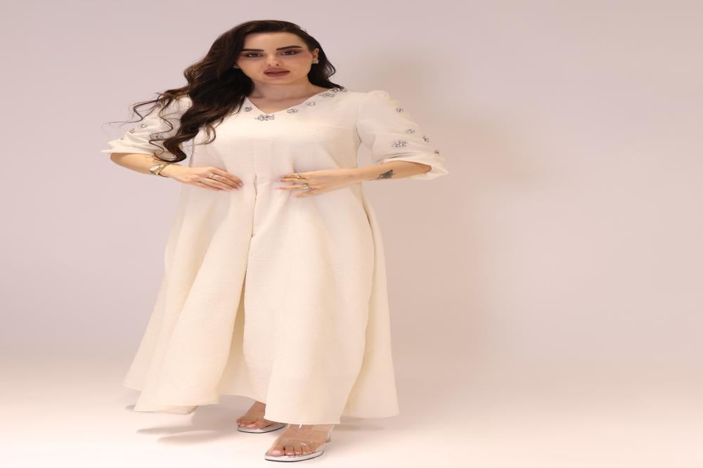 جلابية بتطريز كرستال