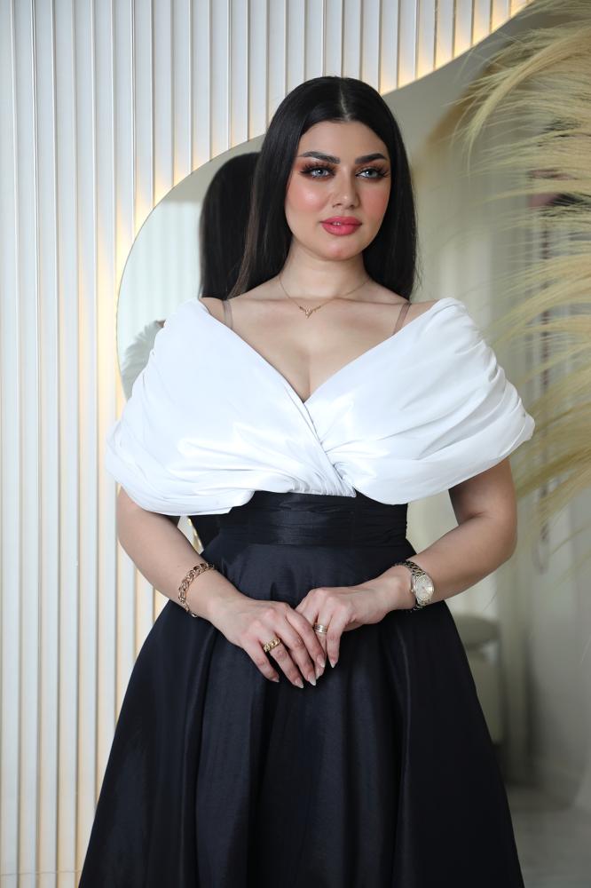 فستان طويل اوف شولدر ابيض وا سود