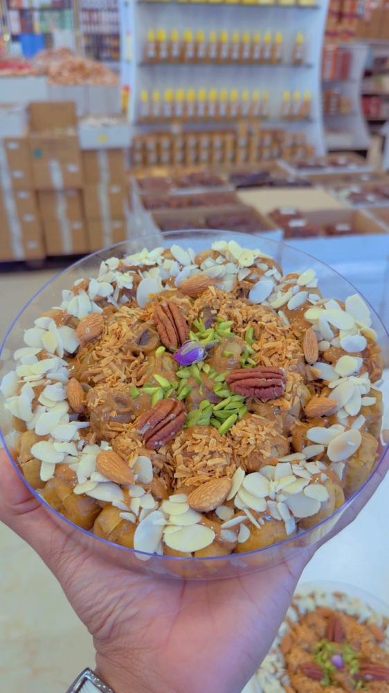 التمور: رحلة عبر النكهات والأصناف