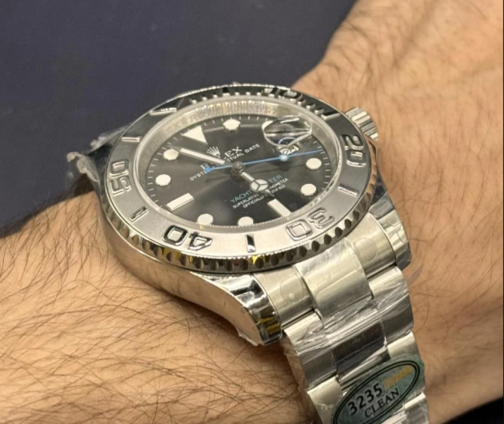 ساعة رولكس يخت ماستر ون فضي: دليلك الشامل للشراء والمواصفات