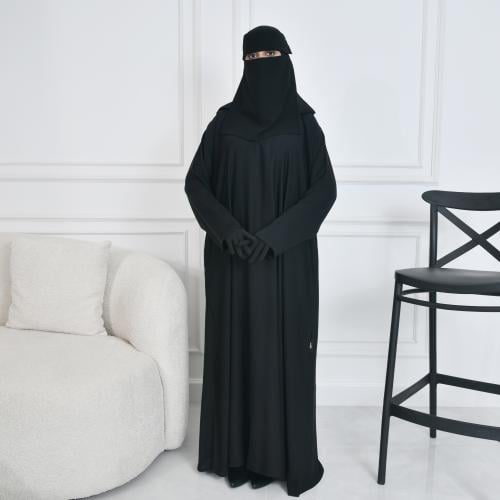 عباية كتف مغلقة بسحاب مخفي مع جيوب سحاب