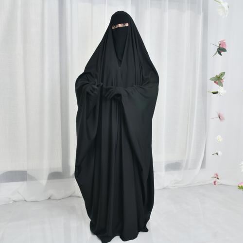 عباية راس قصه فراشه مفتوحه و فتحه الى الاصبع
