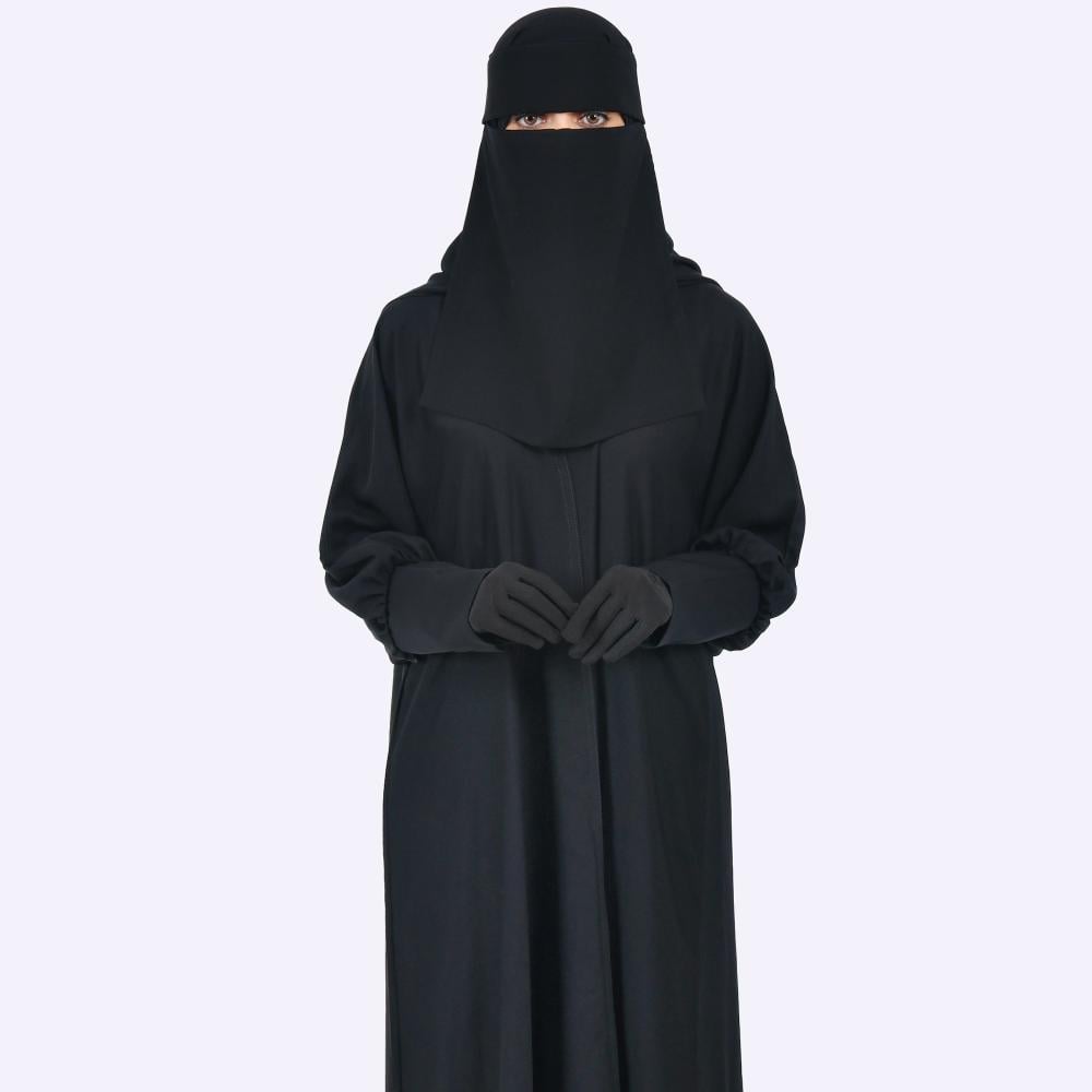 عباية كتف بأكمام مغلقة بطقطق