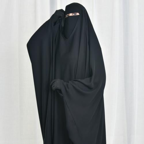 عباية راس قصه فراشه مغلقة و فتحه الاصبع بالاكمام
