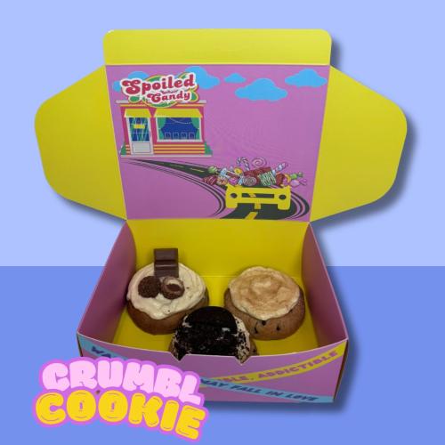 Crumbl cookie box - ٦ حبات