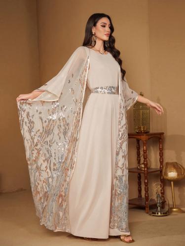 فستان سهرة نسائي بأكمام طويلة