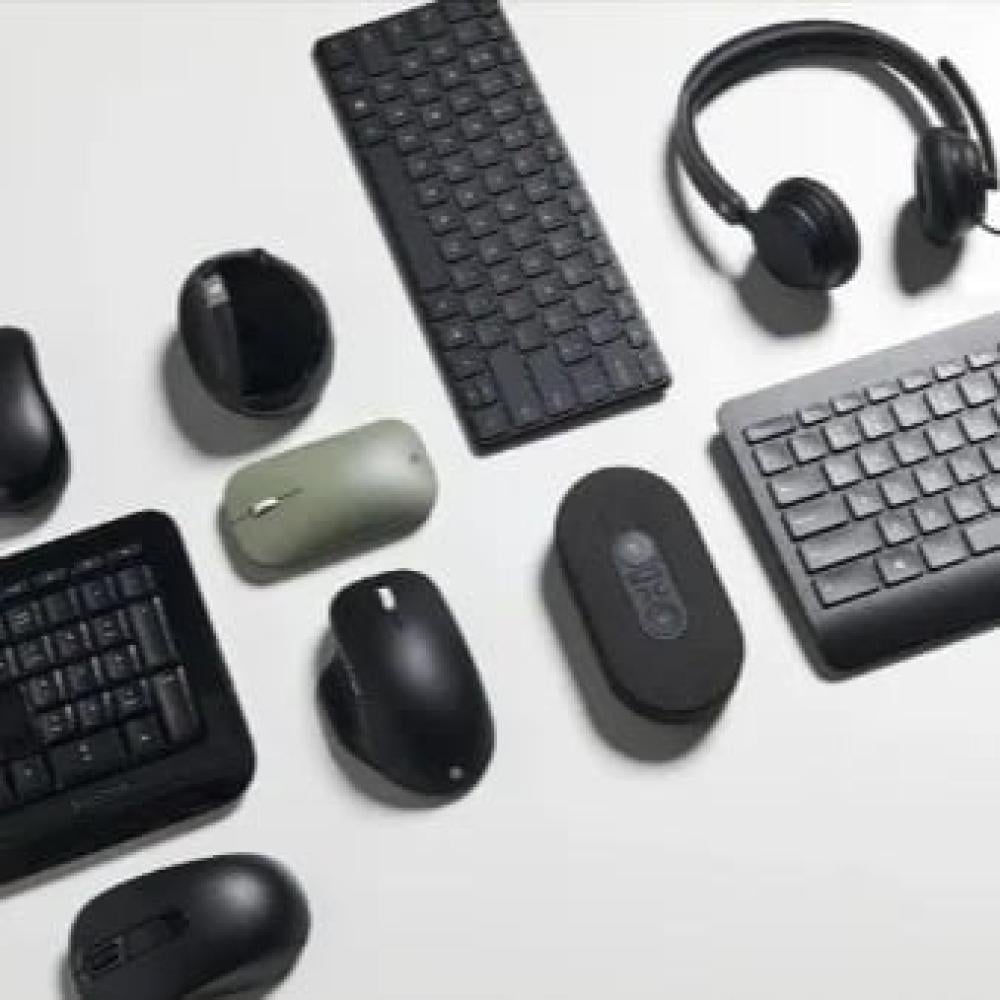 الإكسسوارات الإلكترونية: لمسة ذكيّة ترفع تجربتك التقنية