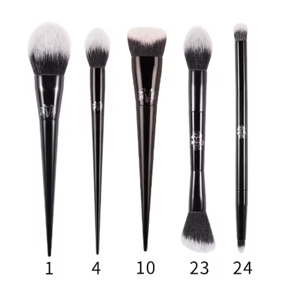 طقم فرش مكياج Kat Von D الاحترافي