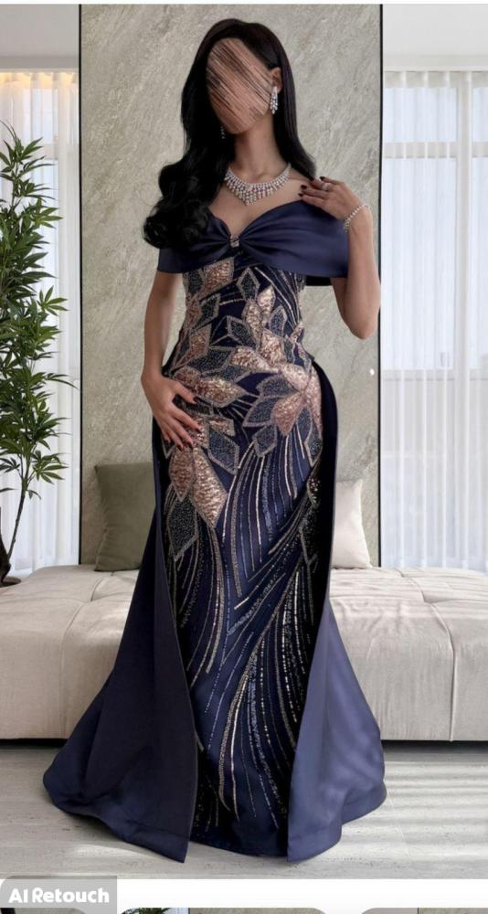 فساتين زمرده