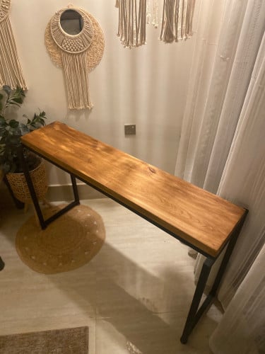 طاولة خشبية بشكل فخم وانيق#50