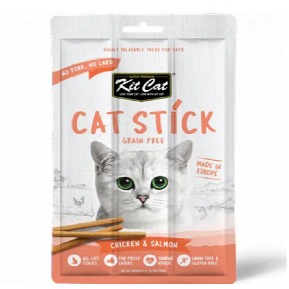 أعواد مكافآت للقطط بنكهة السالمون والدجاج من كت كات – 15 غ