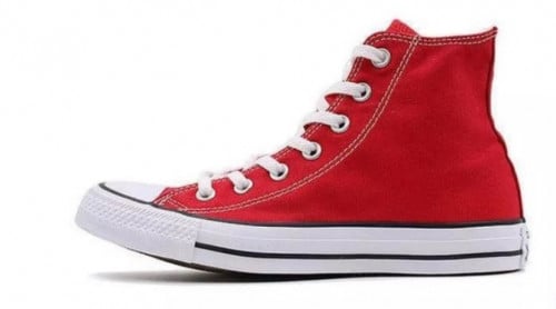 Converse red