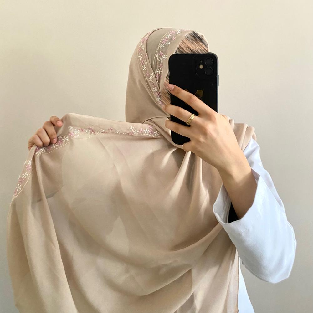 طرحة همس - ليزر - لون بيج