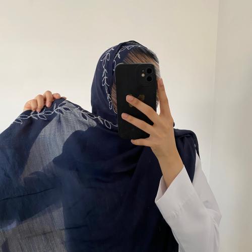 طرحة مروج لينن لون كحلي