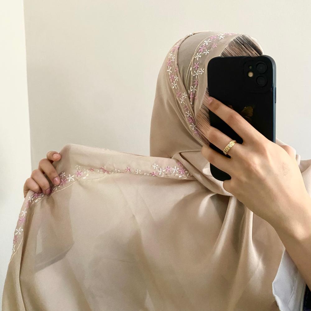 طرحة همس - ليزر - لون بيج