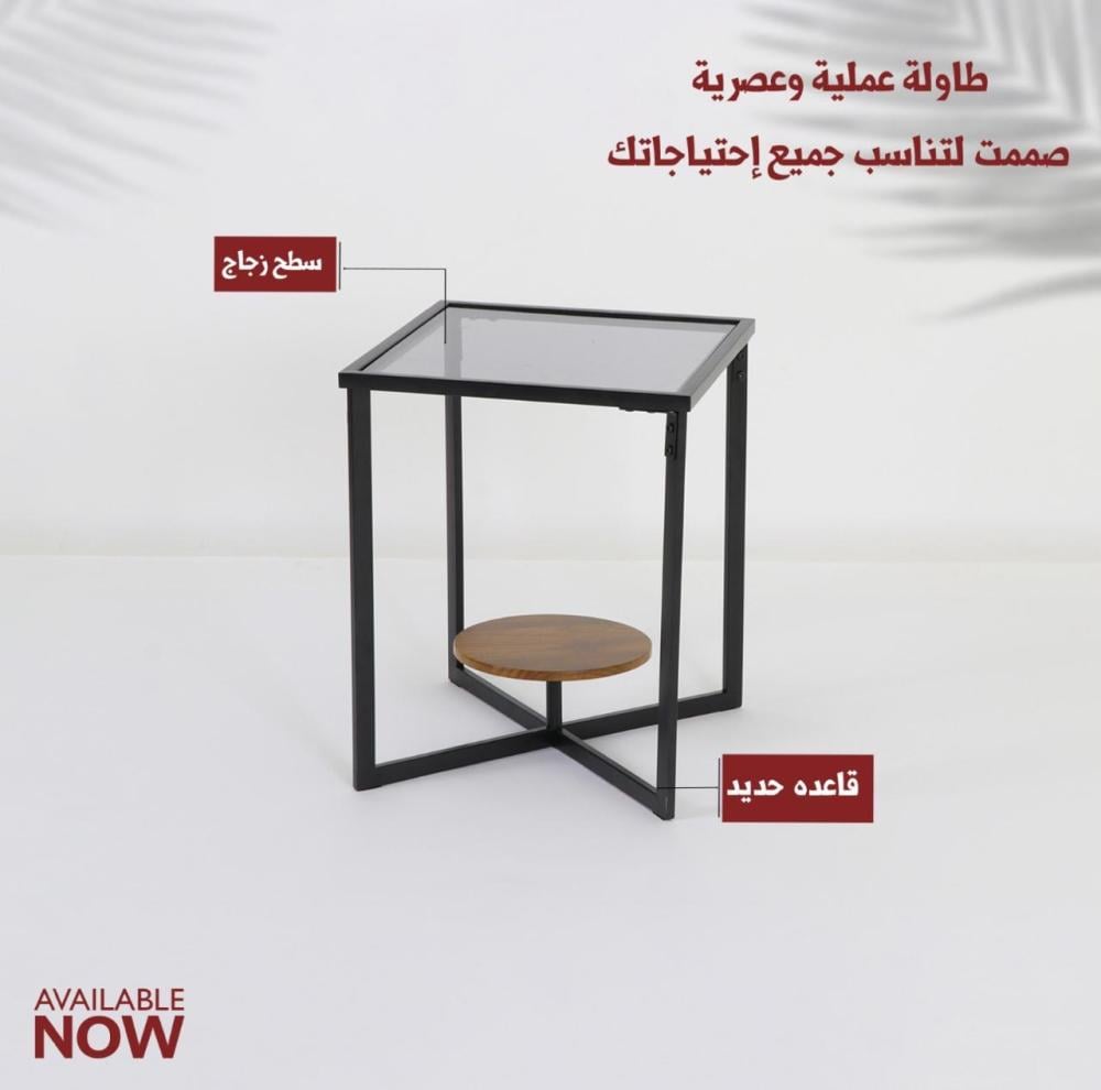 طاولة جانبية لون بني