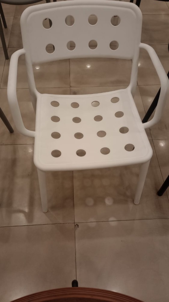 كرسي فايبر عدة ألوان