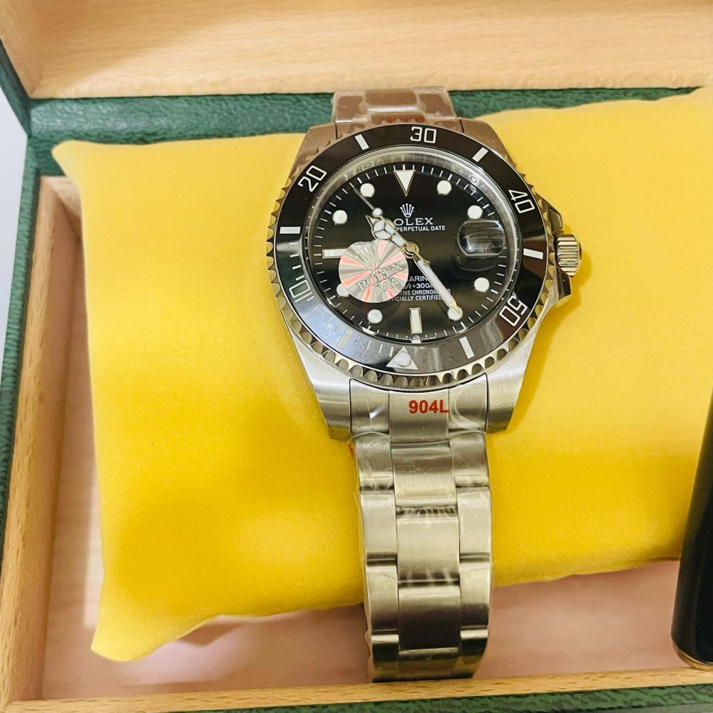 ساعة ROLEX
