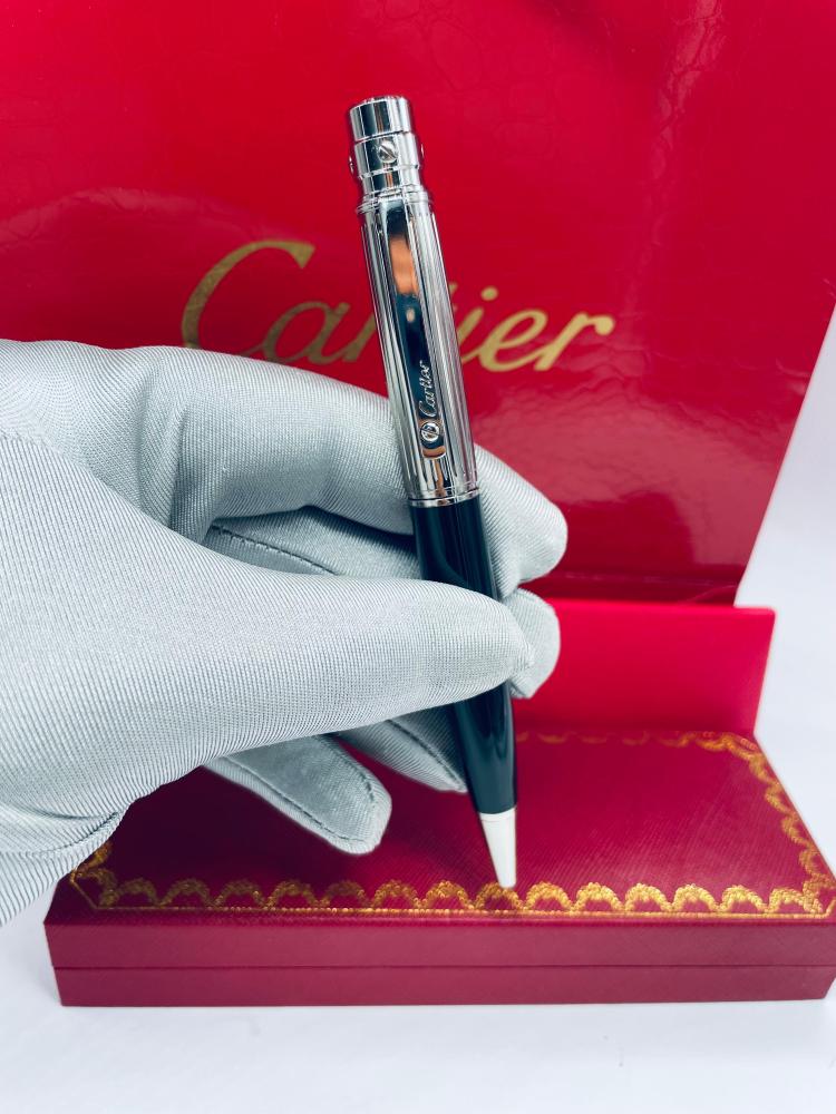 قلم ماركة كارتير