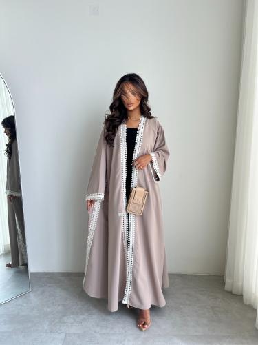 عباية عبق البيج