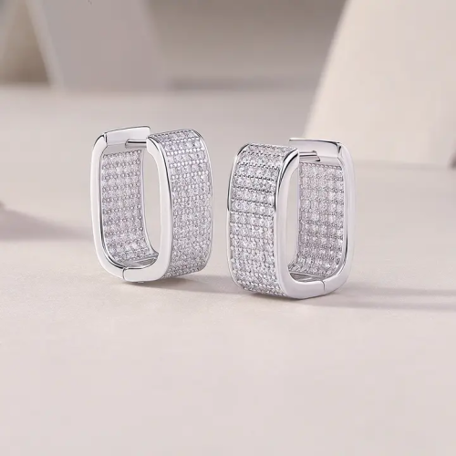 حلق فضة احجار موزنايت vvs