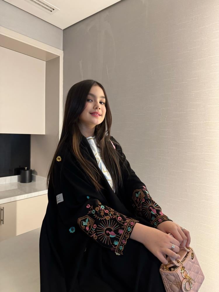 عباية جنان اسود