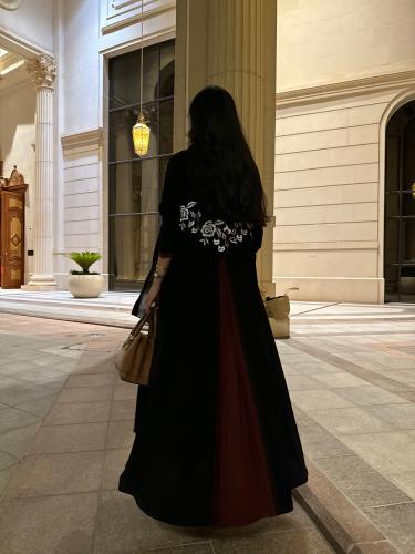 عباية دلال عنابي