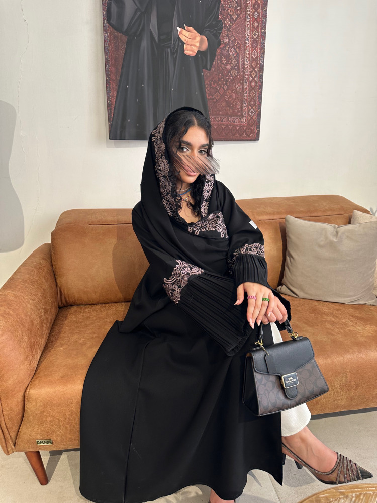 عباية الرنيم