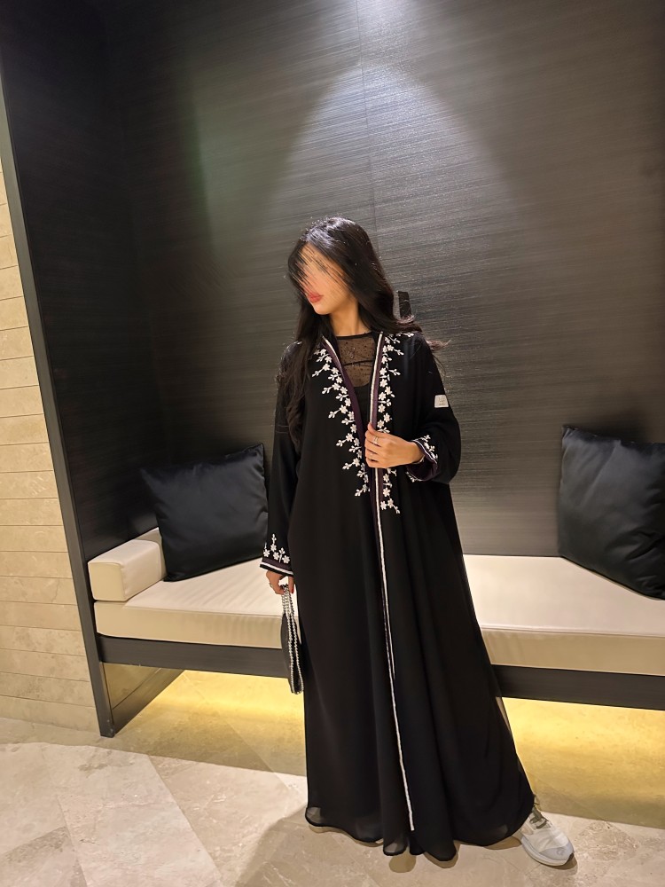 عباية بيان دبل فيس