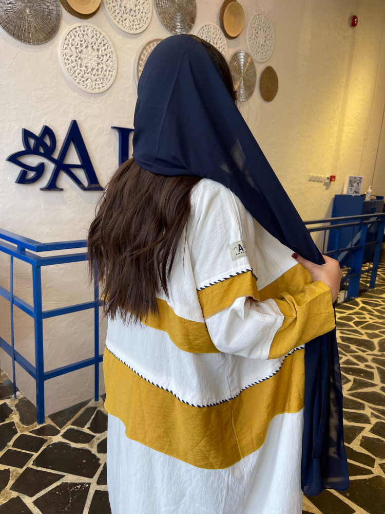 عباية ملون شاملة الطرحة