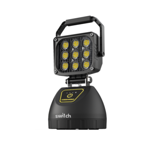 مصباح LED محمول – إضاءة قوية متعددة الاستخدامات