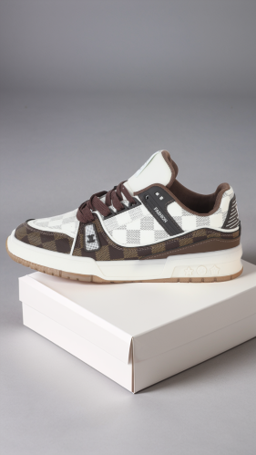 شوز LV Trainer الرياضي