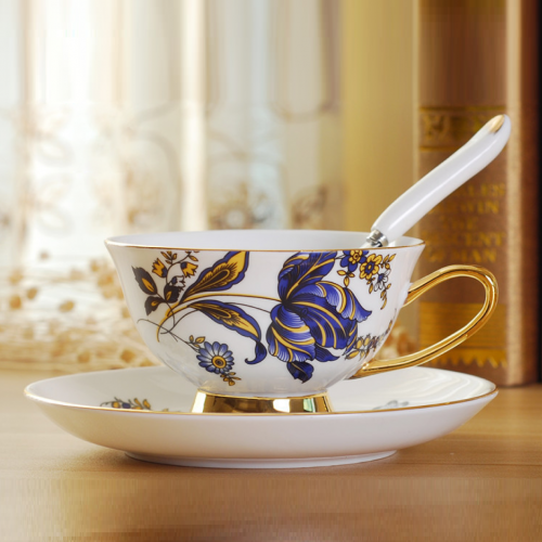 كوب شاي إنجليزي Ran