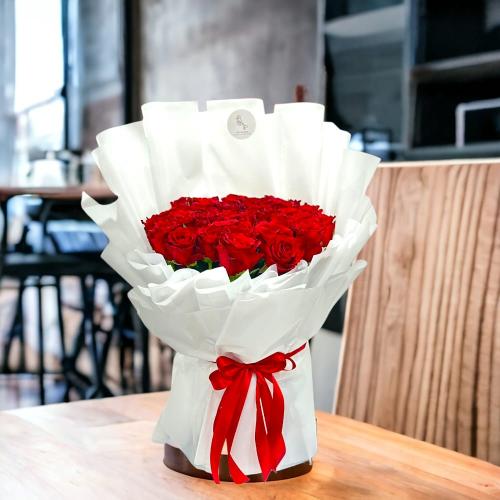 باقة قاعدة 20وردة Base bouquet of 20 roses