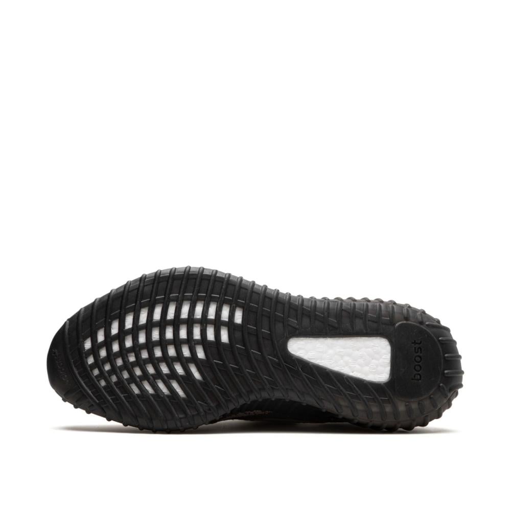 YEEZY 350 "Carbon Beluga"